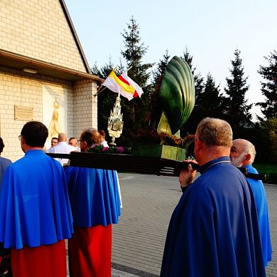Relikwie św. Jakuba zaniesione do Jadwigi Śląskiej! Gigantyczna galeria zdjęć!