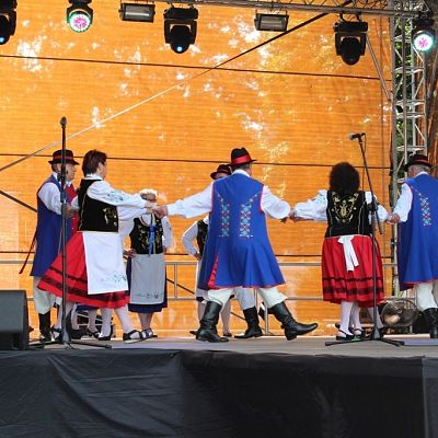 Gdzie międzynarodowa kultura, tam lęborska publiczność na „Muzyce Regionów” – paralelizm.