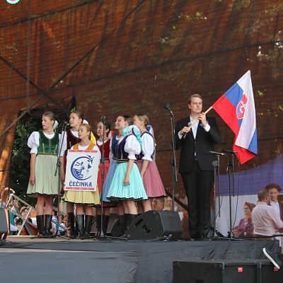 Gdzie międzynarodowa kultura, tam lęborska publiczność na „Muzyce Regionów” – paralelizm.